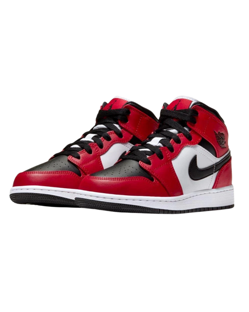 AIR JORDAN 1 MID 'CHICAGO BLACK TOE'